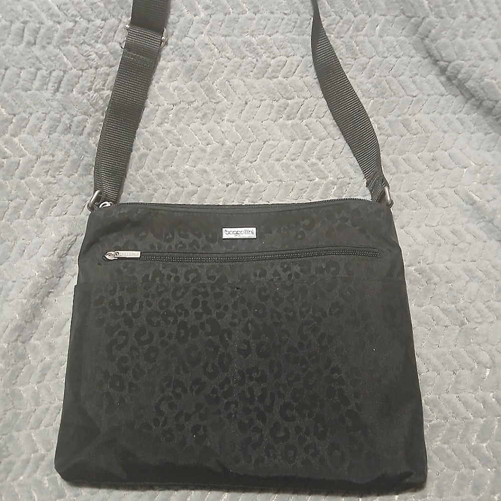 Crossbody Carry-all